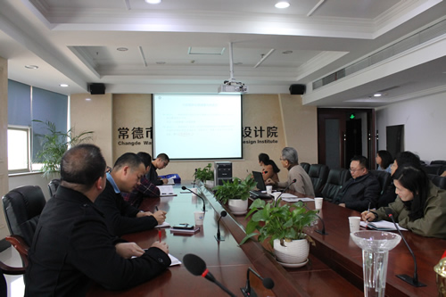讲座现场.jpg